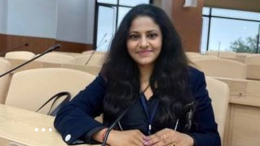 Trainee IAS  officer Pooja Khedkar